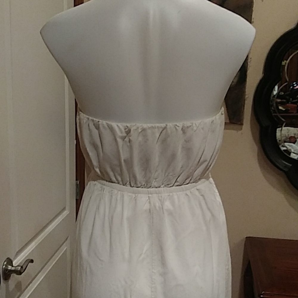 Dress - Picture 4 of 5